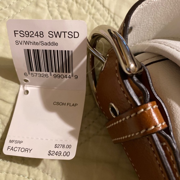 Coach Cream and Tan Shoulder Bag - Picture 9 of 16